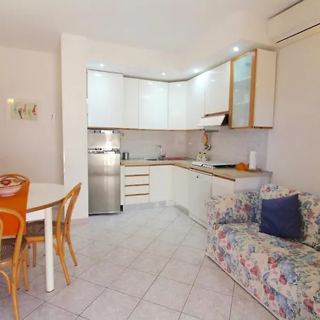 Appartement Rif. B16 - Mediterraneo San Vincenzo